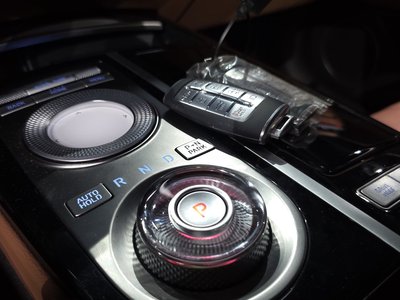 GENESIS G80 (RG3) - 9