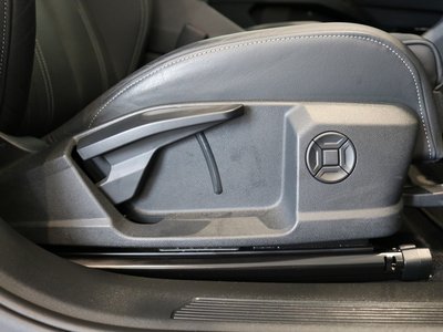 2025 AUDI Q4 SPORTBACK E-TRON thumbnail 40