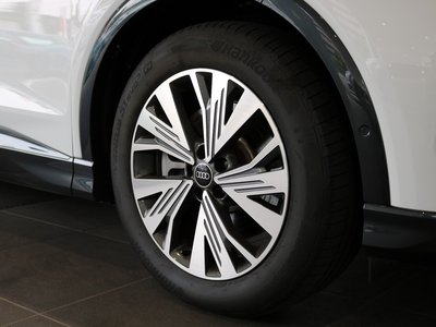 2025 AUDI Q4 SPORTBACK E-TRON — фото 6