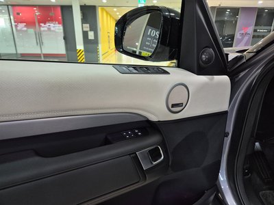 LAND ROVER DISCOVERY - 10