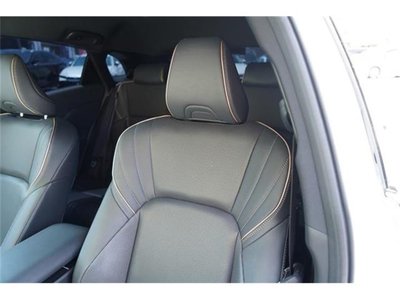 2023 Toyota CROWN SPORT 照片 9