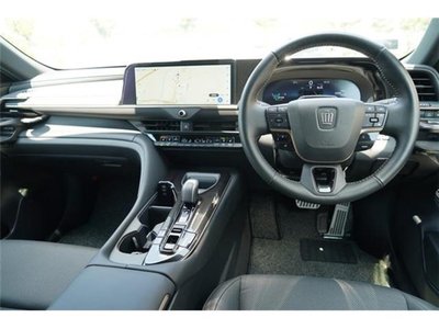 2023 Toyota CROWN SPORT 照片 2