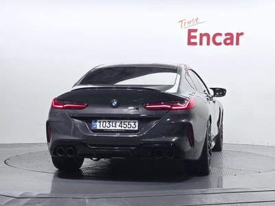 BMW M8 - 4