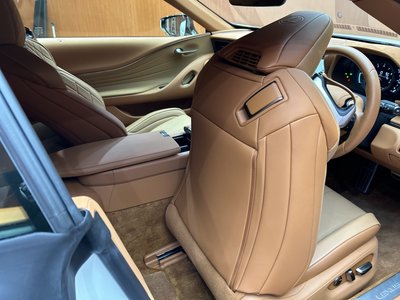 LEXUS LC CONVERTIBLE - 8