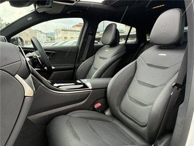 صورة 6 لـ 2025 Mercedes-BENZ GLC AMG