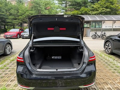 2025 BMW 5 SERIES — миниатюра 15