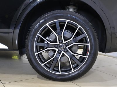 2024 AUDI Q5 — миниатюра 11