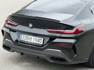 BMW 8 SERIES - 4
