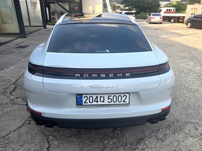 PORSCHE PANAMERA - 9