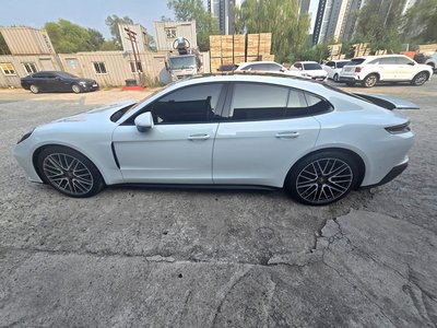 PORSCHE PANAMERA - 6