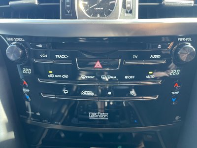 صورة مصغرة 24 لـ 2017 Lexus LX