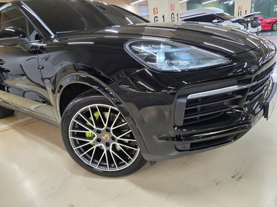 PORSCHE CAYENNE - 6