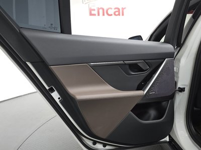 صورة مصغرة 15 لـ 2025 BMW 5 SERIES
