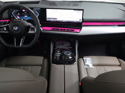 2025 BMW 5 SERIES — фото 5