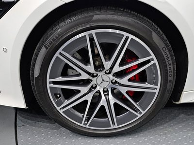 MERCEDES-BENZ GT AMG - 6