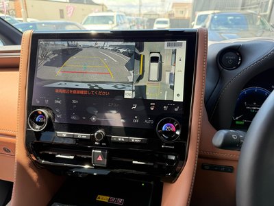 2025 Toyota VELLFIRE photo 5