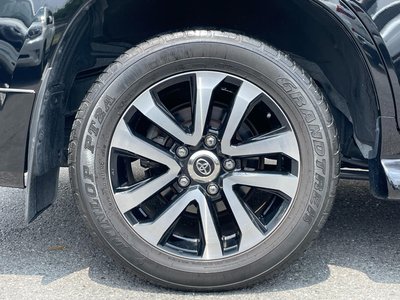 صورة مصغرة 67 لـ 2017 Toyota LAND CRUISER 200