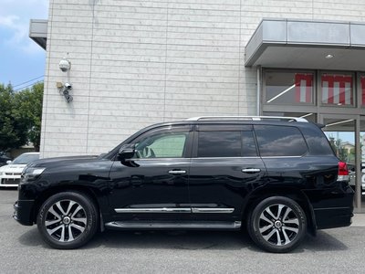 صورة مصغرة 11 لـ 2017 Toyota LAND CRUISER 200