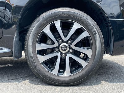 صورة مصغرة 65 لـ 2017 Toyota LAND CRUISER 200
