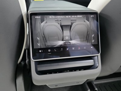 2025 Tesla MODEL Y — миниатюра 19