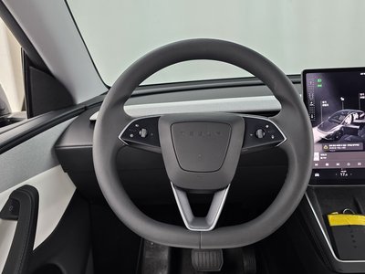 2025 Tesla MODEL Y — миниатюра 12