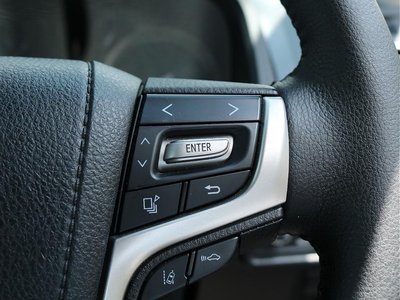 صورة مصغرة 29 لـ 2023 Toyota LAND CRUISER PRADO