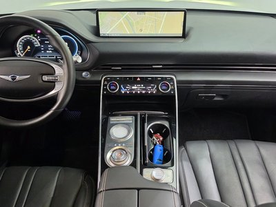 صورة 5 لـ 2021 Genesis GV80