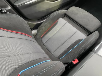صورة مصغرة 56 لـ 2025 BMW 3 SERIES