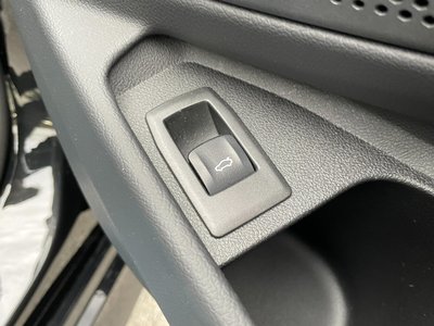 صورة مصغرة 25 لـ 2025 BMW 3 SERIES