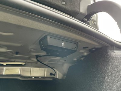 صورة مصغرة 21 لـ 2025 BMW 3 SERIES
