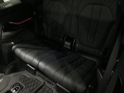 BMW X7 2021 thumbnail 10