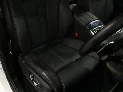BMW X7 2021 thumbnail 5