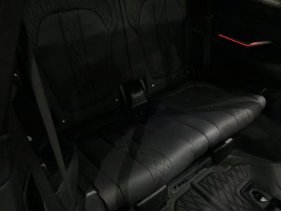 BMW X7 2021 thumbnail 9