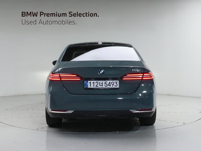 BMW 5 SERIES - 2