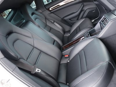 PORSCHE PANAMERA - 10