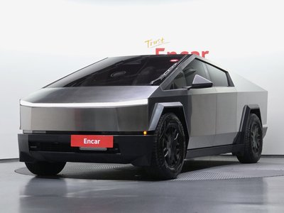 2024 Tesla CYBERTRUCK — фото 1
