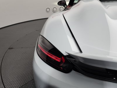 صورة 10 لـ 2020 Porsche 718