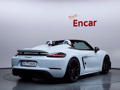 صورة 3 لـ 2020 Porsche 718