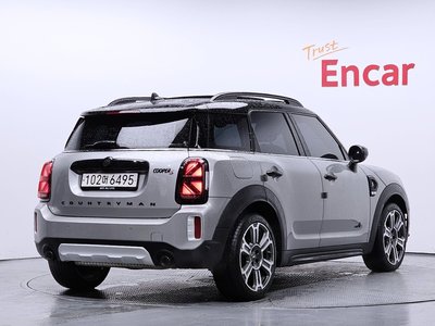 MINI COUNTRYMAN - 3