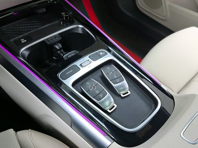 MERCEDES-BENZ GLB - 9