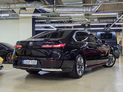 BMW 7 SERIES - 7
