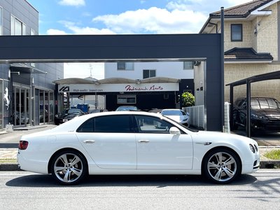 2017 Bentley FLYING SPUR photo 9