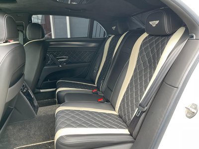2017 Bentley FLYING SPUR — миниатюра 23