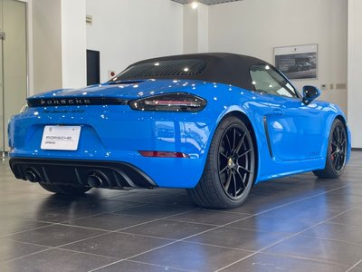 صورة 6 لـ 2022 Porsche 718