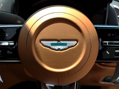 2026 Aston Martin DB12 照片 12