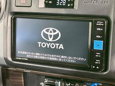 TOYOTA LAND CRUISER - 3
