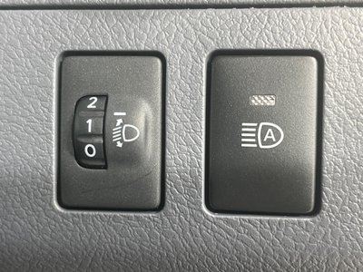 TOYOTA LAND CRUISER - 6