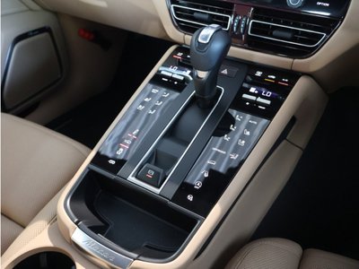 صورة مصغرة 16 لـ 2025 Porsche MACAN