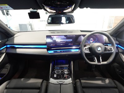صورة 5 لـ 2026 BMW 5 SERIES