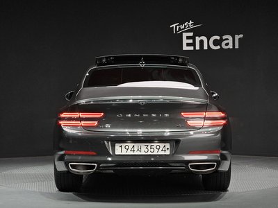 GENESIS G80 (RG3) - 3
